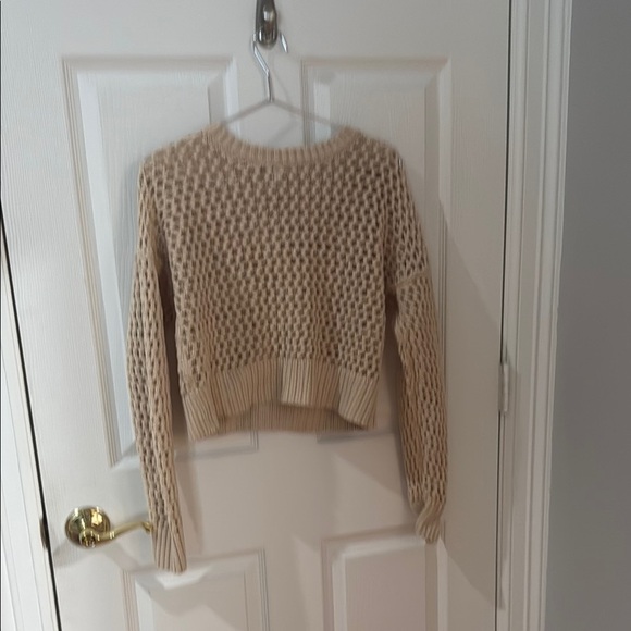 Chunky Knit Tan Sweater Old Navy crochet crop top size small - Picture 1 of 3